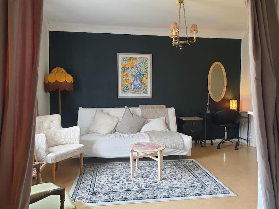 Central Hel Laegenhet. Naera Till Allt. Umeå Extérieur photo